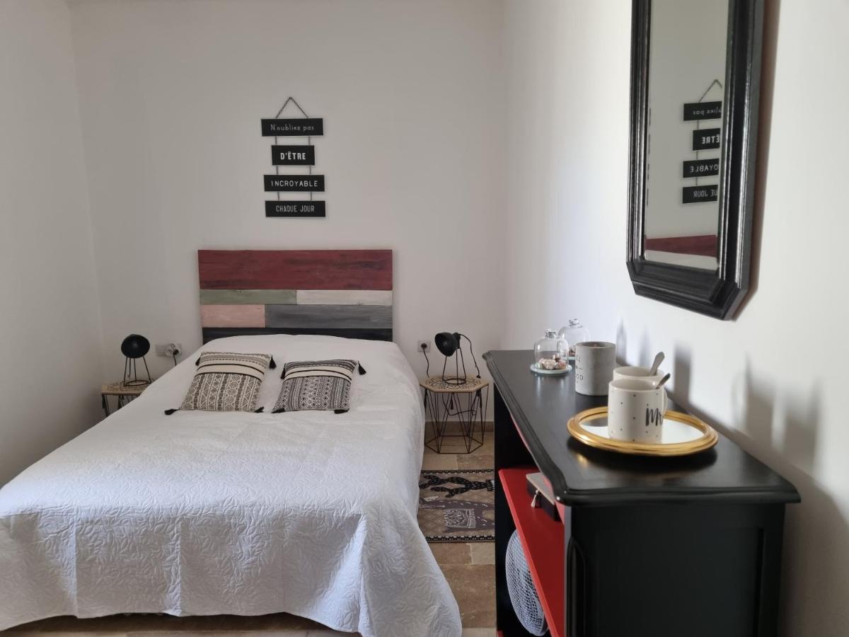 Bed and Breakfast La Bastide Bédarrides Esterno foto