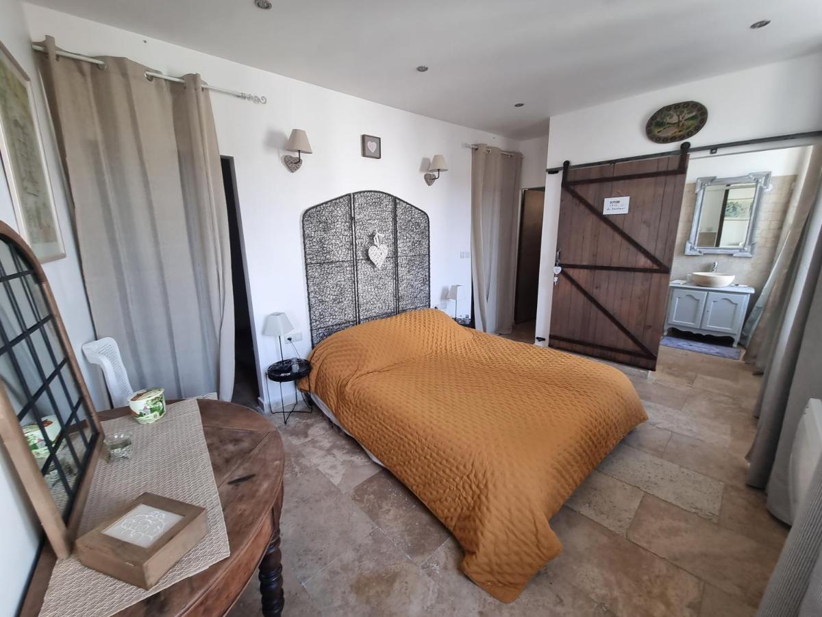 Bed and Breakfast La Bastide Bédarrides Esterno foto