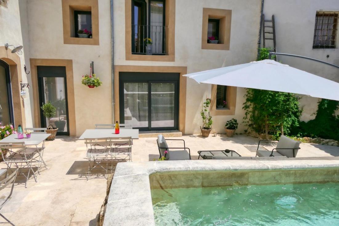 Bed and Breakfast La Bastide Bédarrides Esterno foto